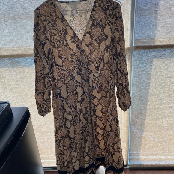 H&M midi dress size 4 never worn - Picture 3 of 3